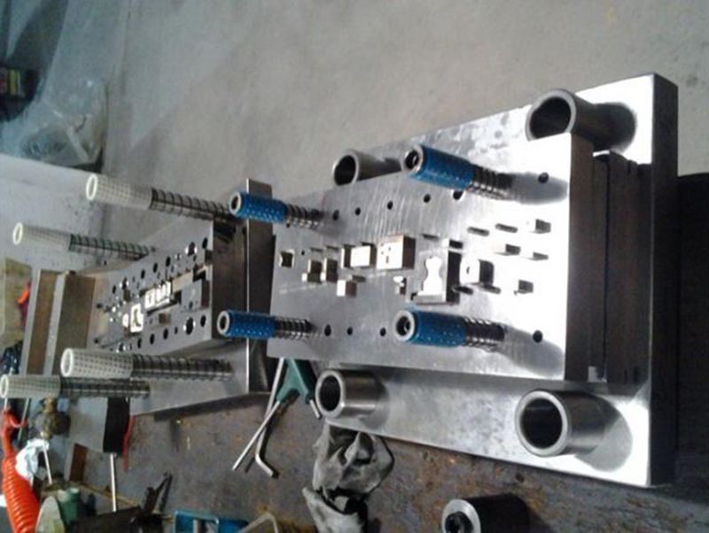 大连模具制造-12